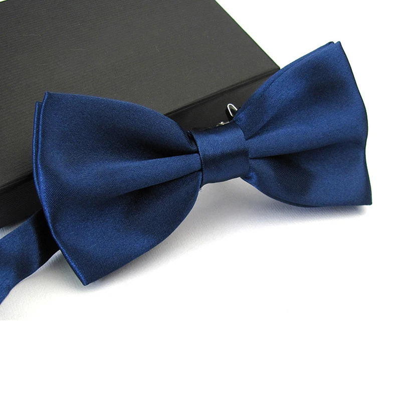 Men’s Classic Satin Bowtie – Adjustable Clip-On Plaid Bow Tie for Weddings & Formal Events | بابيون رجالي كلاسيكي ساتان – قابل للتعديل بتصميم مربعات أنيق للمناسبات الرسمية والحفلات