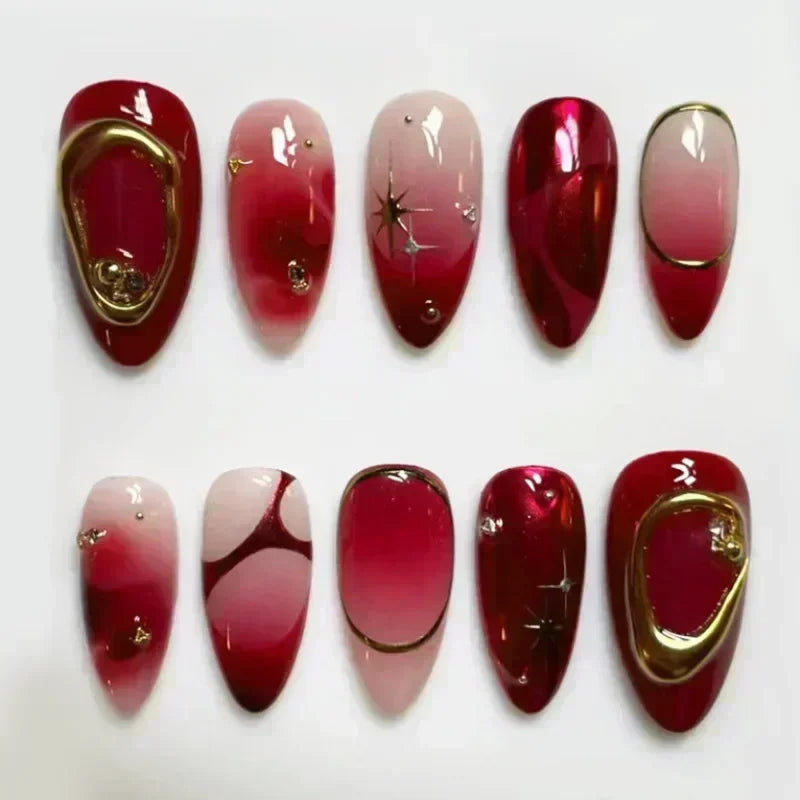 24 قطعة أظافر صناعية بشكل لوزي مع لاصق وديكور فضي – 24Pcs Almond Shape Fake Nails with Glue & Silver Bow Design