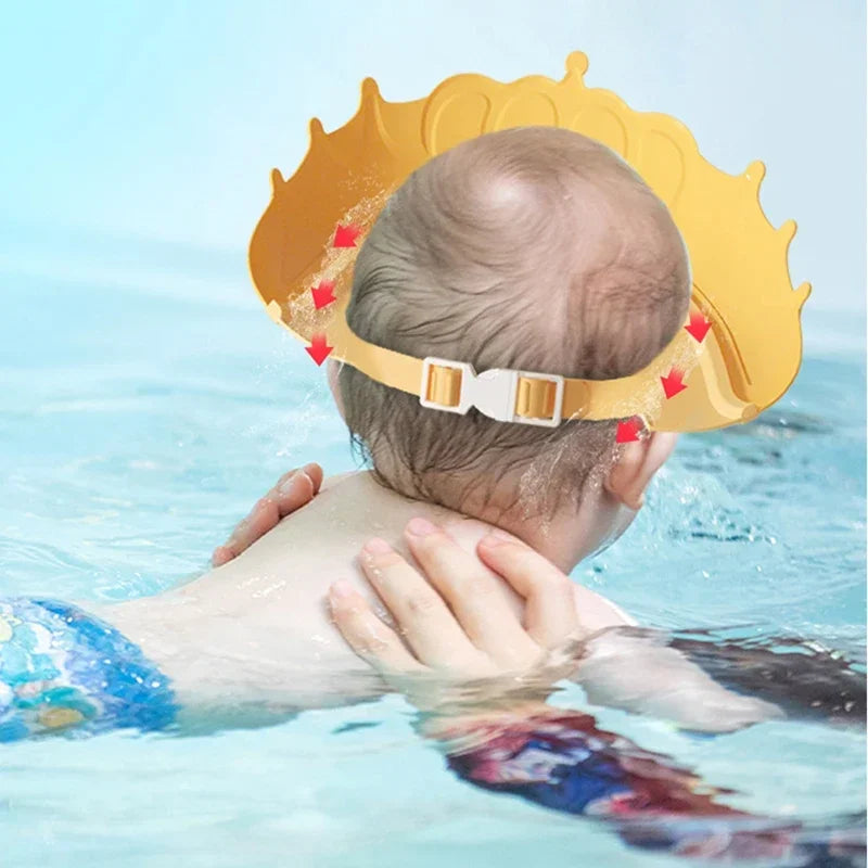 🛁 Adjustable Silicone Shampoo Cap – Baby & Kids Bath Visor with Ear Protection | قبعة شامبو سيليكون قابلة للتعديل – لحماية العينين والأذنين أثناء استحمام الأطفال