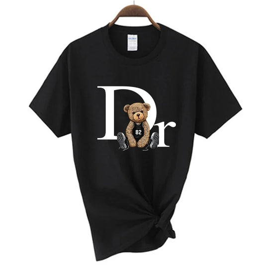 💎 Luxury Bear Print Women’s T-Shirt 🐻 – Cute Summer Graphic Tee for Casual Fashion | تيشيرت نسائي فاخر بطبعة دب لطيف – تصميم صيفي كاجوال برسمة كرتونية