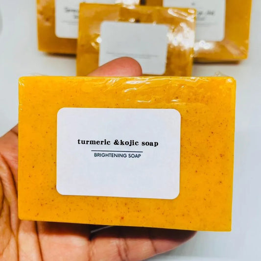 ✨ 100g Turmeric Handmade Soap – Lemon & Kojic Acid Facial & Body Bar 🔷 صابونة طبيعية يدوية 100 غرام بالكركم والليمون وحمض الكوجيك – للوجه والجسم